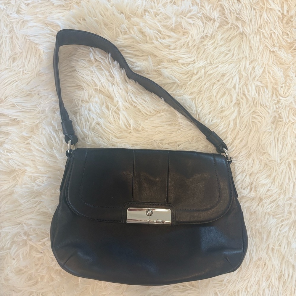 🖤 Coach Black Leather Shoulder Bag — Like New 🖤
